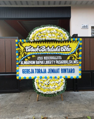Papan Bunga Duka di Orong Telu